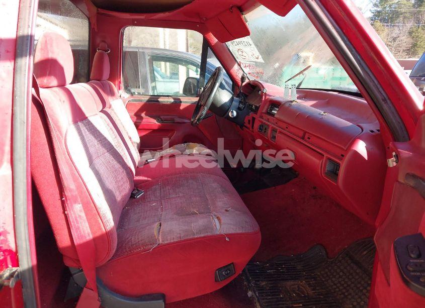 Photo 5 of 1992 Ford F150 (VIN 1FTEF14N7NNA65308)