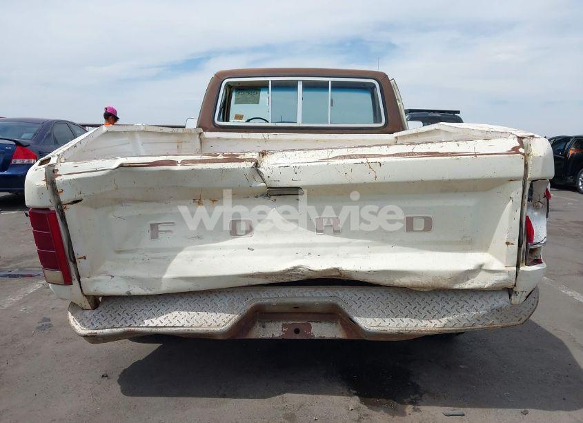 Photo 6 of 1983 Ford F150 (VIN 1FTEF14Y0DPA26492)