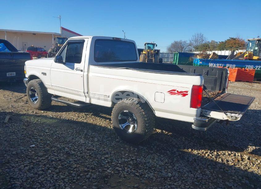 Photo 3 of 1996 Ford F150 (VIN 1FTEF14Y4TLB56877)