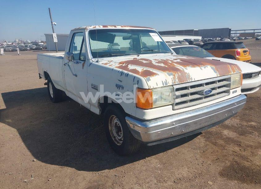 1988 Ford F150 (VIN 1FTEF15H4JPA67461) main photo