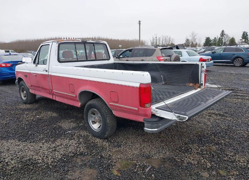 Photo 3 of 1992 Ford F150 (VIN 1FTEF15H6NPA20759)
