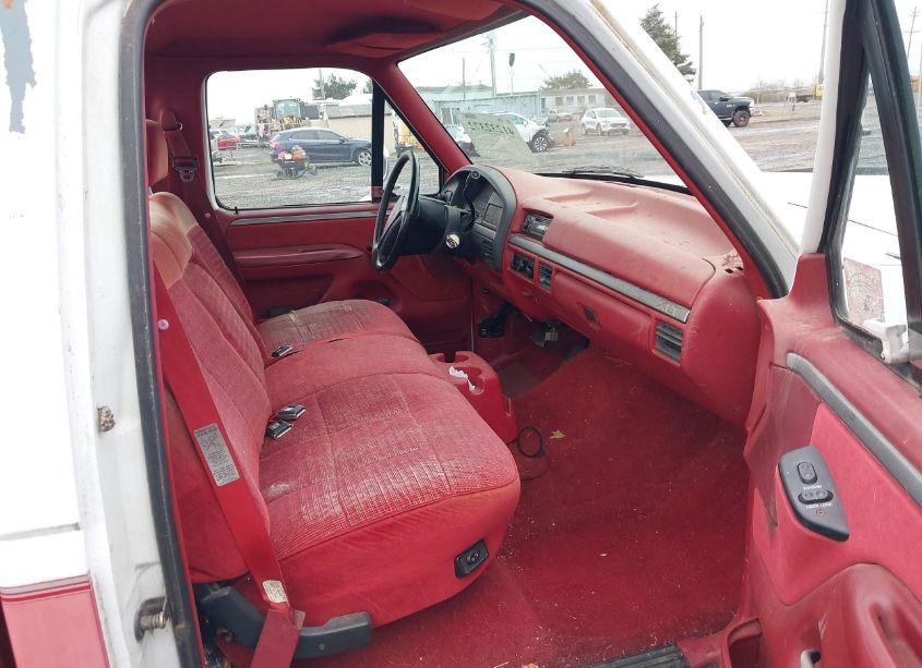 Photo 5 of 1992 Ford F150 (VIN 1FTEF15H6NPA20759)