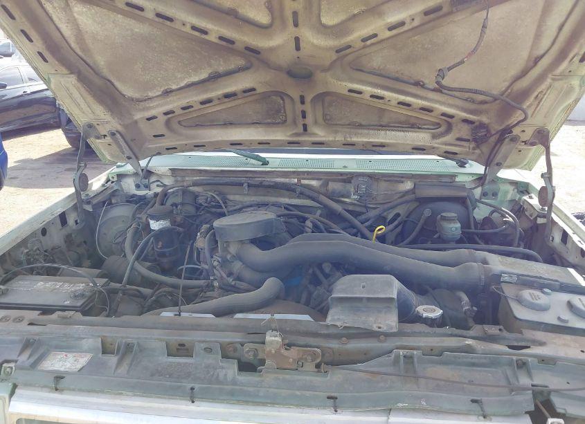 Photo 10 of 1988 Ford F150 (VIN 1FTEF15N2JLA82764)