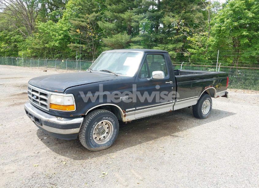 Photo 2 of 1996 Ford F150 (VIN 1FTEF15N4TLC00784)