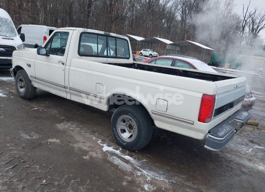 Photo 3 of 1992 Ford F150 (VIN 1FTEF15N7NNA92717)