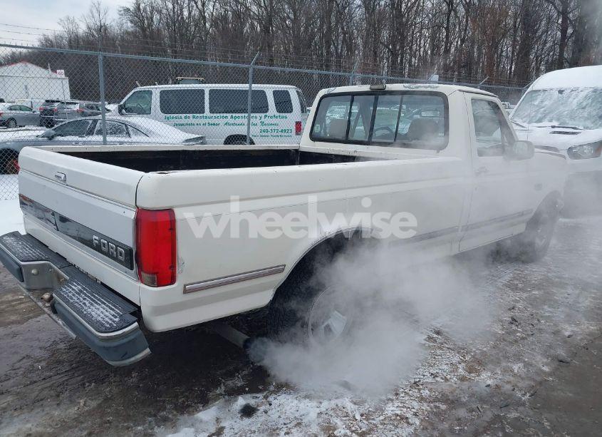 Photo 4 of 1992 Ford F150 (VIN 1FTEF15N7NNA92717)