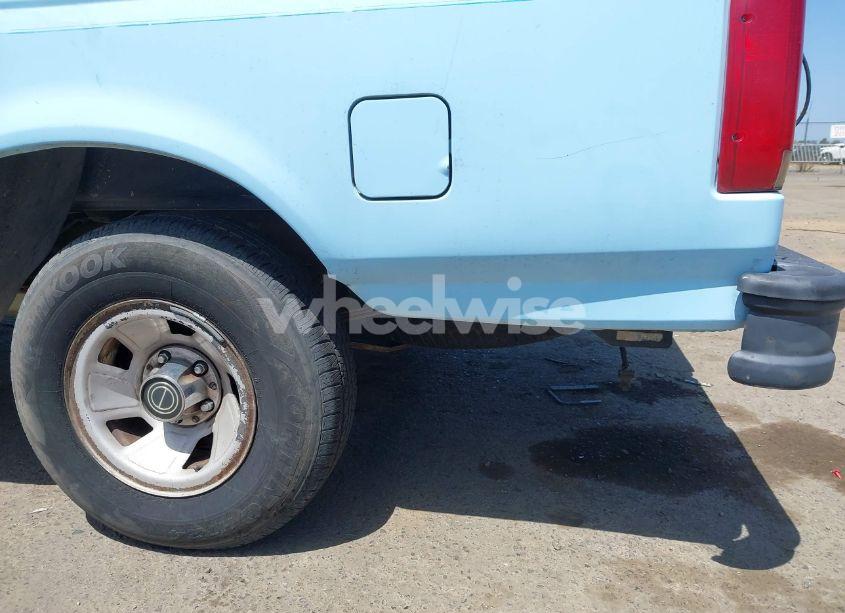 Photo 6 of 1996 Ford F150 (VIN 1FTEF15N8TLB31839)