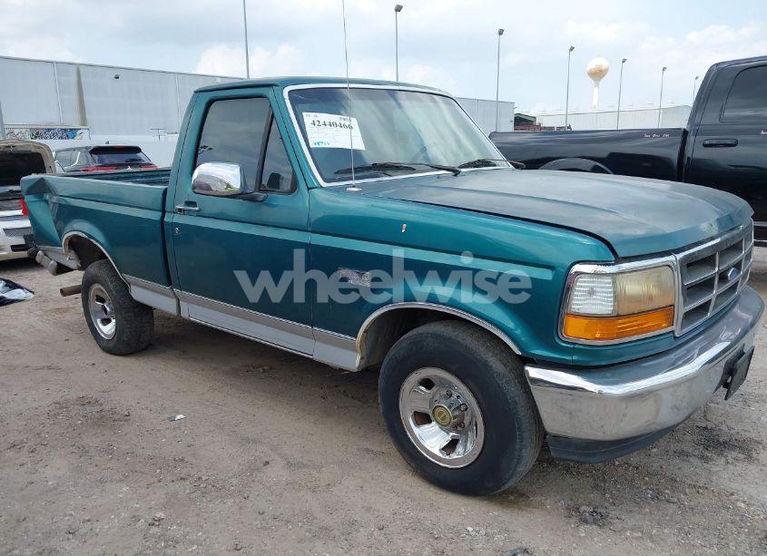 1996 Ford F150 (VIN 1FTEF15Y4TLB64508) main photo
