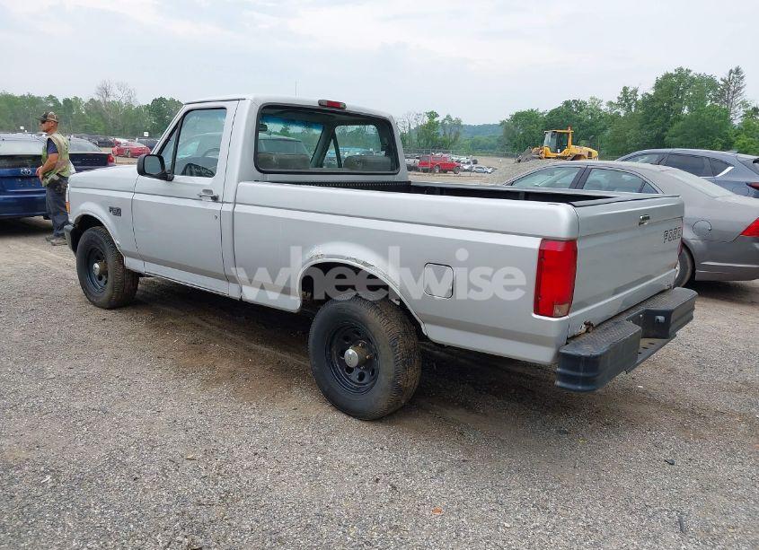 Photo 3 of 1996 Ford F150 (VIN 1FTEF15YXTLC17633)