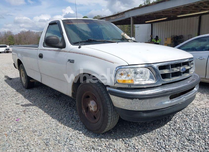 1997 Ford F-150 LARIAT/STANDARD/XL/XLT (VIN 1FTEF1760VNC06983) main photo