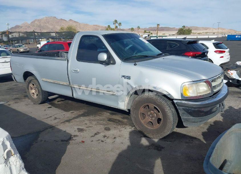 1997 Ford F-150 LARIAT/STANDARD/XL/XLT (VIN 1FTEF17W3VLA19510) main photo