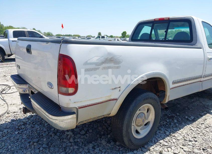 Photo 6 of 1997 Ford F-150 LARIAT/STANDARD/XL/XLT (VIN 1FTEF18L2VNC06150)