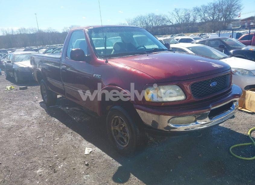 1997 Ford F-150 LARIAT/STANDARD/XL/XLT (VIN 1FTEF18L8VKD66678) main photo