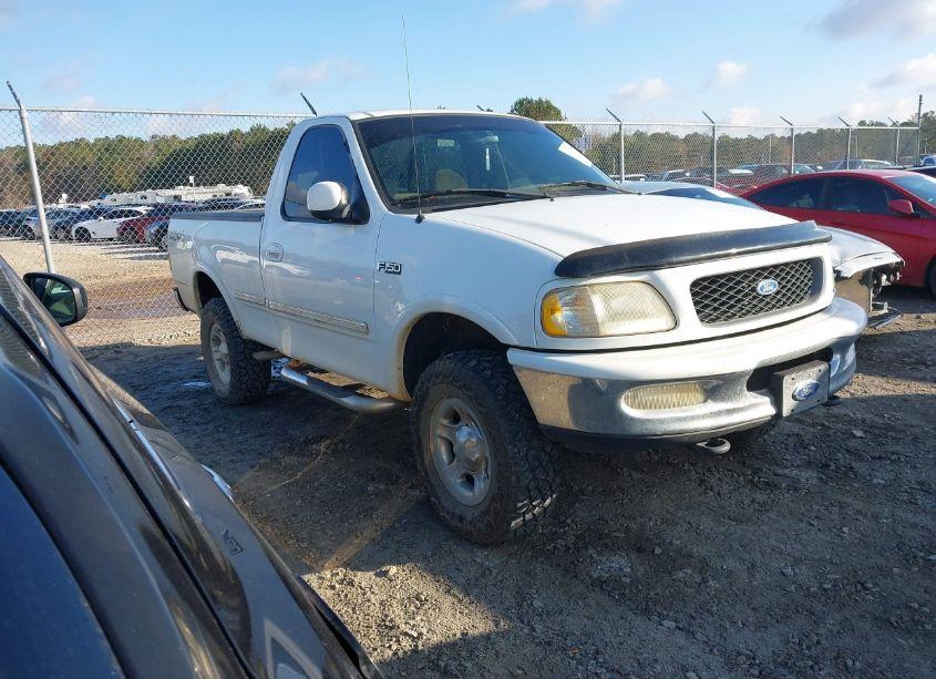 1997 Ford F-150 LARIAT/STANDARD/XL/XLT (VIN 1FTEF18L8VND30195) main photo