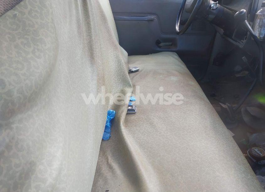 Photo 5 of 1987 Ford F250 (VIN 1FTEF26N3HNA79262)