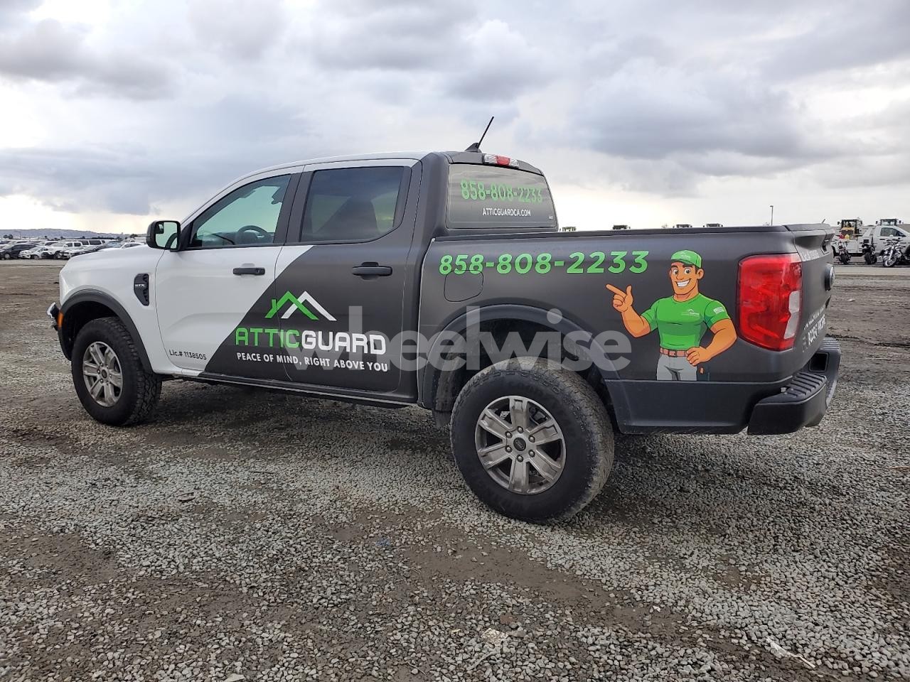 Photo 2 of 2024 FORD RANGER XL (VIN 1FTER4BH4RLE56732)