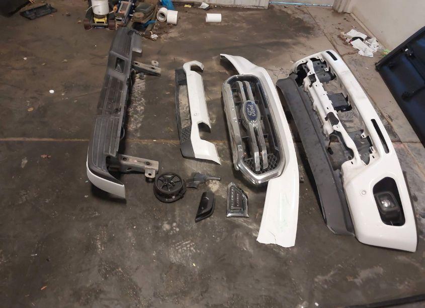 Photo 18 of 2019 Ford Ranger LARIAT (VIN 1FTER4FH5KLA16177)