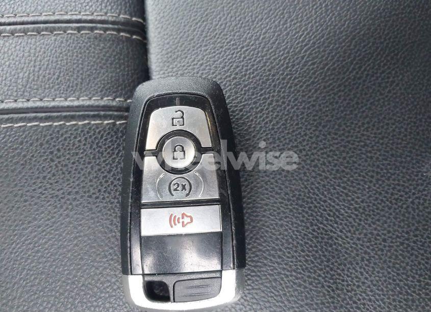 Photo 11 of 2020 Ford Ranger LARIAT (VIN 1FTER4FH5LLA59886)