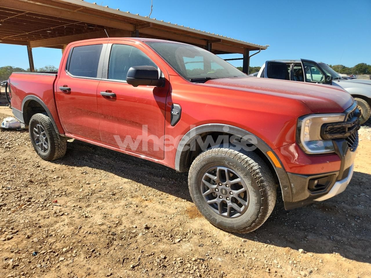 Photo 4 of 2024 FORD RANGER XLT (VIN 1FTER4GH8RLE40395)