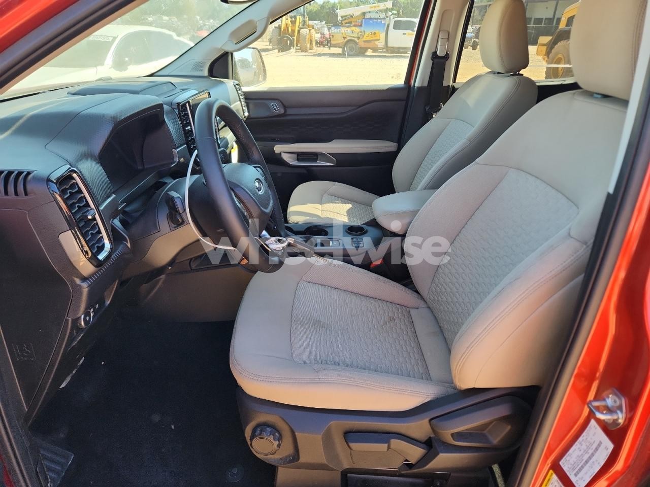 Photo 7 of 2024 FORD RANGER XLT (VIN 1FTER4GH8RLE40395)