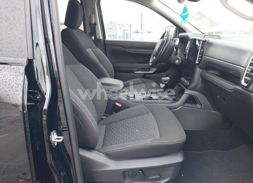 Photo 5 of 2024 Ford Ranger XLT (VIN 1FTER4HH5RLE20541)