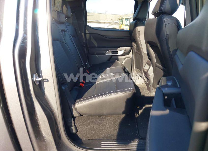 Photo 8 of 2024 Ford Ranger LARIAT (VIN 1FTER4KH3RLE14617)