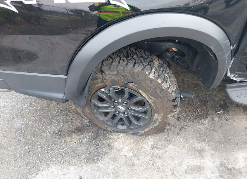 Photo 6 of 2024 Ford Ranger RAPTOR (VIN 1FTER4LR7RLE06270)