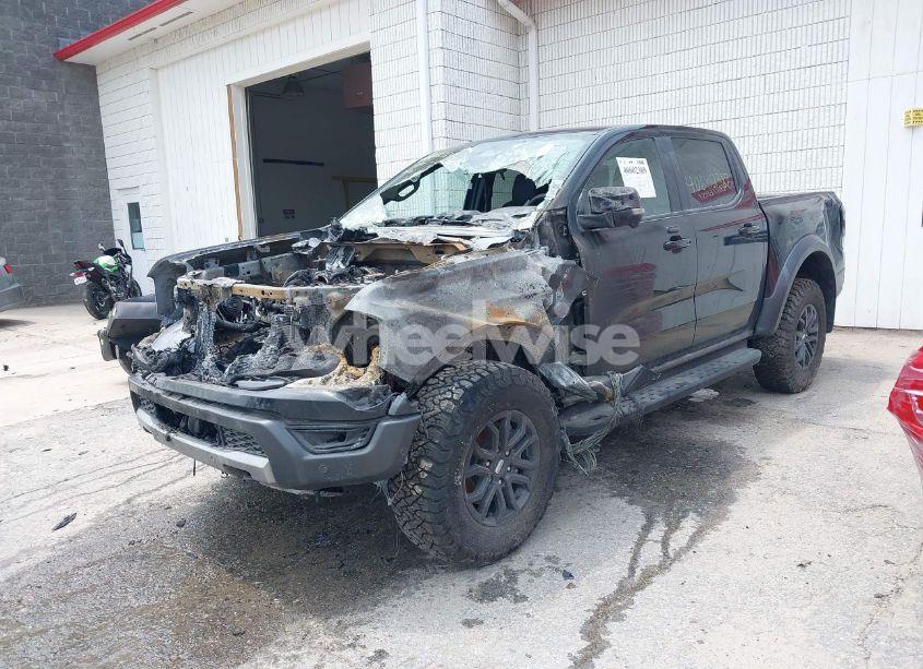 Photo 2 of 2024 Ford Ranger RAPTOR (VIN 1FTER4LR9RLE19117)