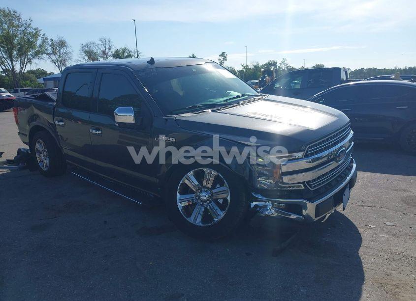 2019 Ford F-150 LARIAT (VIN 1FTEW1C40KKE13052) main photo