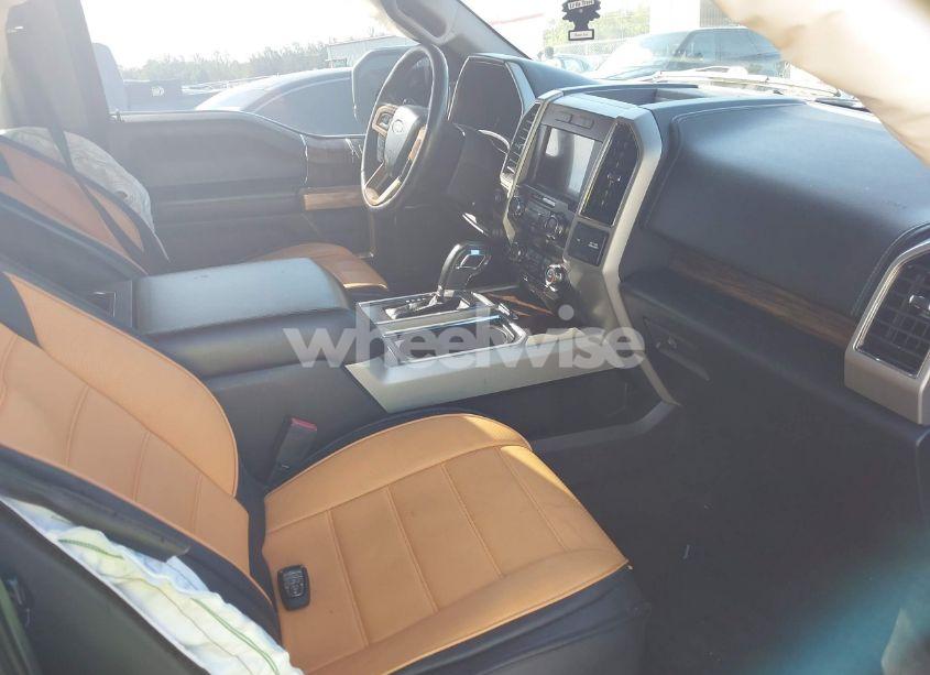 Photo 5 of 2019 Ford F-150 LARIAT (VIN 1FTEW1C40KKE13052)