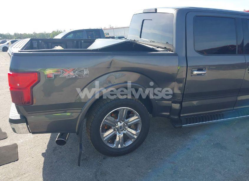 Photo 6 of 2019 Ford F-150 LARIAT (VIN 1FTEW1C40KKE13052)