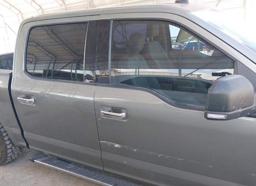 Photo 13 of 2019 Ford F-150 XLT (VIN 1FTEW1C42KKE76248)