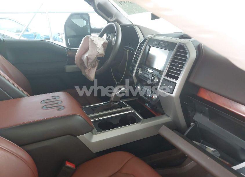 Photo 5 of 2019 Ford F-150 KING RANCH (VIN 1FTEW1C43KFC85639)