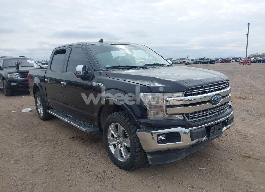 2019 Ford F-150 LARIAT (VIN 1FTEW1C45KKE32910) main photo