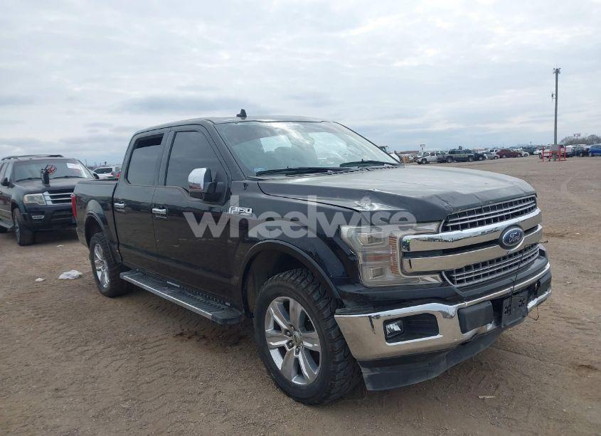 Photo 13 of 2019 Ford F-150 LARIAT (VIN 1FTEW1C45KKE32910)