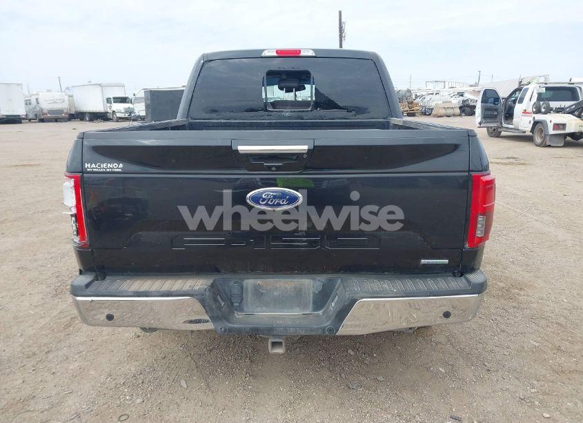 Photo 16 of 2019 Ford F-150 LARIAT (VIN 1FTEW1C45KKE32910)