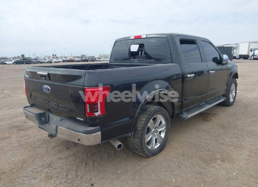 Photo 4 of 2019 Ford F-150 LARIAT (VIN 1FTEW1C45KKE32910)