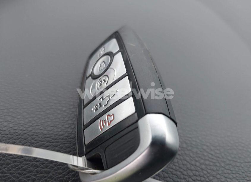 Photo 11 of 2020 Ford F-150 LARIAT (VIN 1FTEW1C46LKF02755)