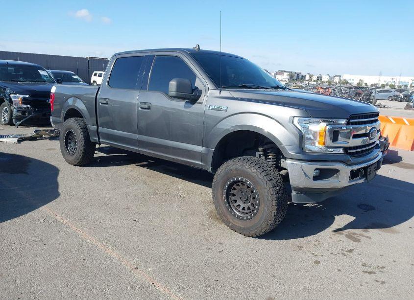 2019 Ford F-150 XLT (VIN 1FTEW1C48KKC52577) main photo