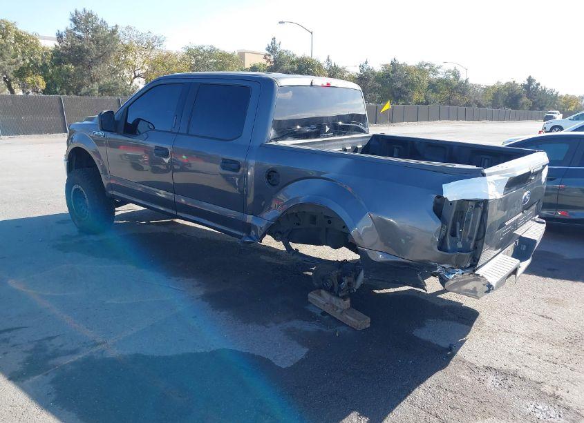 Photo 3 of 2019 Ford F-150 XLT (VIN 1FTEW1C48KKC52577)