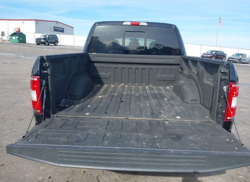 Photo 16 of 2019 Ford F-150 XLT (VIN 1FTEW1C49KKE90129)