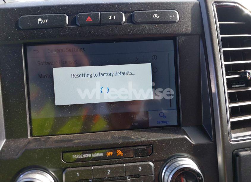 Photo 17 of 2019 Ford F-150 LARIAT (VIN 1FTEW1C4XKFC45445)