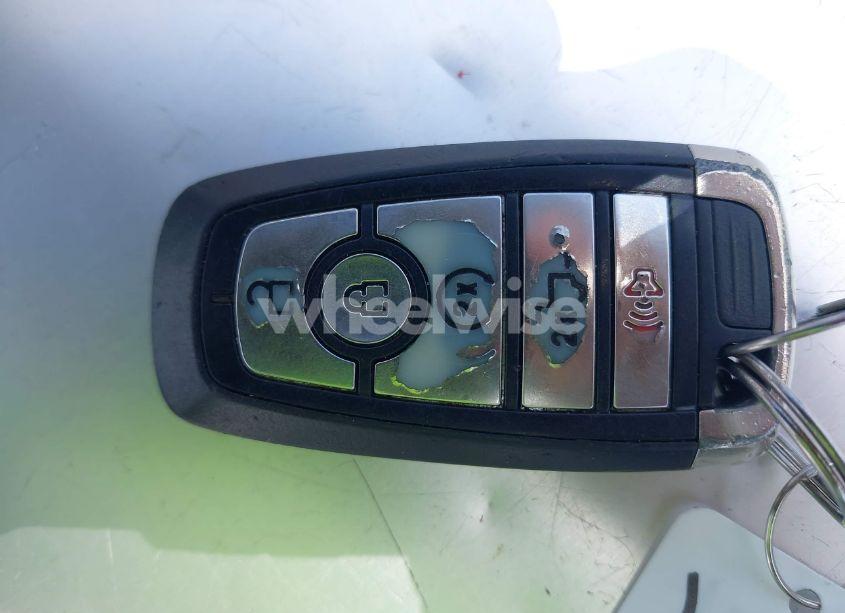 Photo 11 of 2018 Ford F-150 LARIAT (VIN 1FTEW1C50JFD03246)