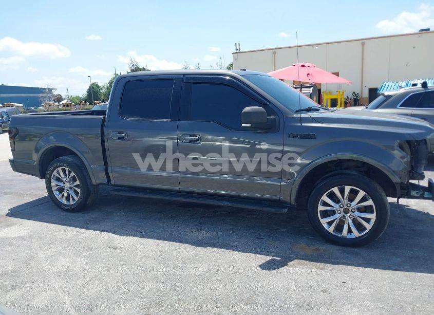 Photo 14 of 2018 Ford F-150 XLT (VIN 1FTEW1C50JKF19590)