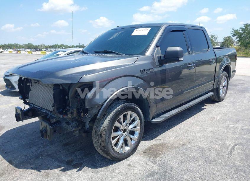 Photo 2 of 2018 Ford F-150 XLT (VIN 1FTEW1C50JKF19590)