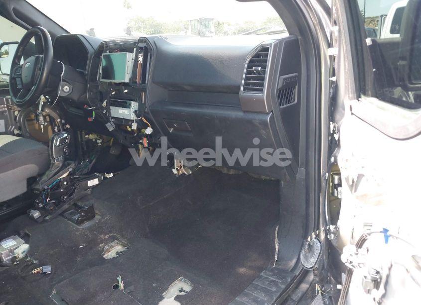 Photo 5 of 2018 Ford F-150 XLT (VIN 1FTEW1C50JKF19590)