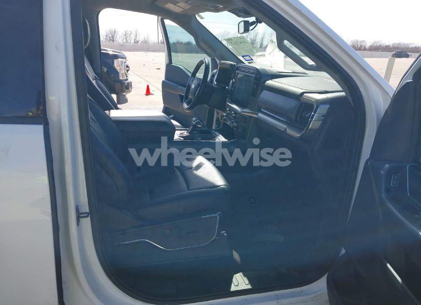 Photo 5 of 2022 Ford F-150 LARIAT (VIN 1FTEW1C50NFA48524)