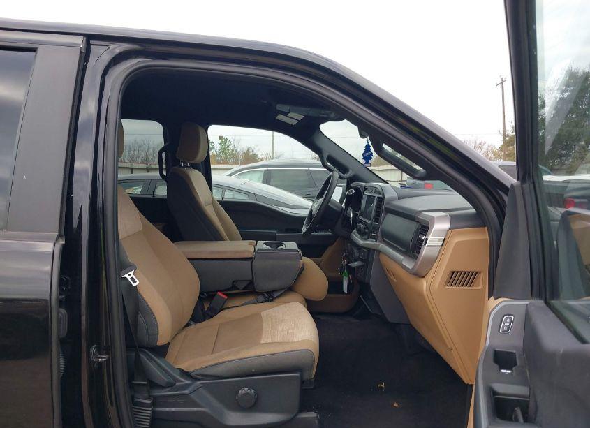 Photo 5 of 2023 Ford F-150 XLT (VIN 1FTEW1C50PKD34481)