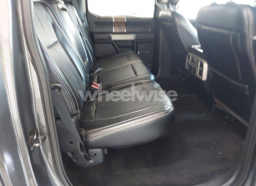 Photo 8 of 2018 Ford F-150 LARIAT (VIN 1FTEW1C51JKE22074)