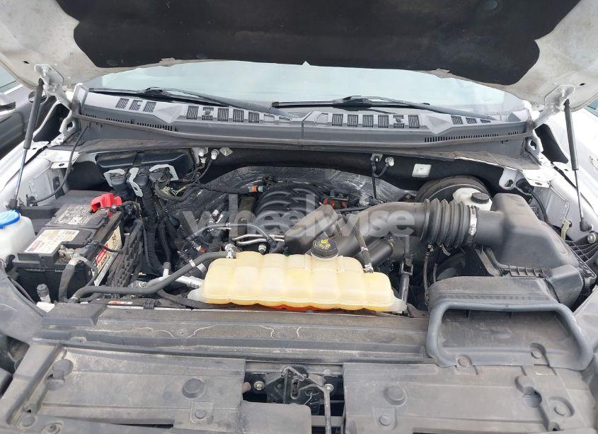 Photo 10 of 2018 Ford F-150 XLT (VIN 1FTEW1C52JFB30300)